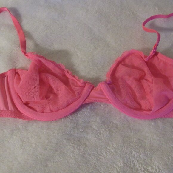Victoria's Secret Pink Lace Unlined Demi Bra  32C - Picture 4 of 6